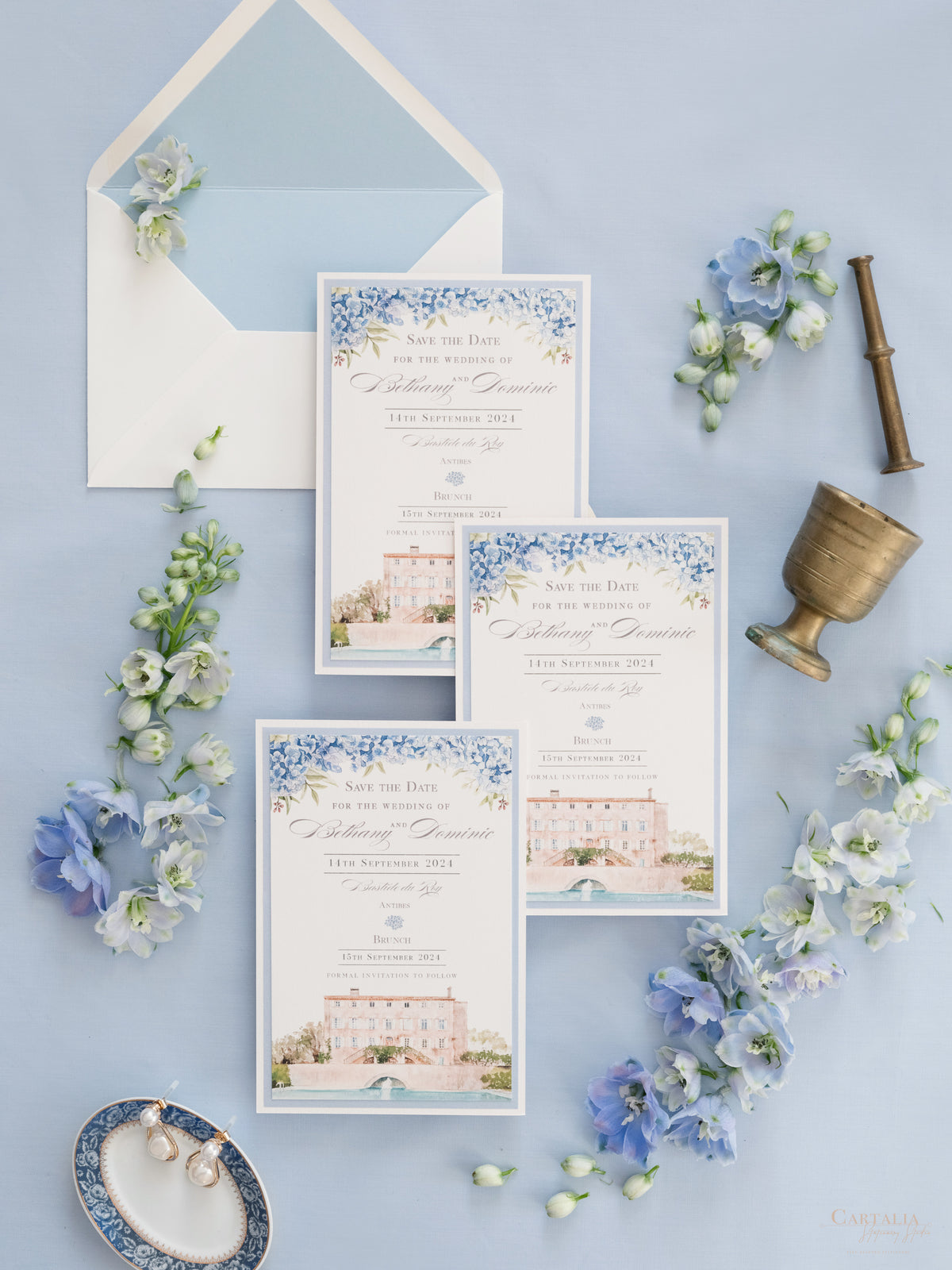 Invito personalizzato per la location del matrimonio in acquerello con lamina d'oro | Villa Regina Teodolinda | Lago di Como