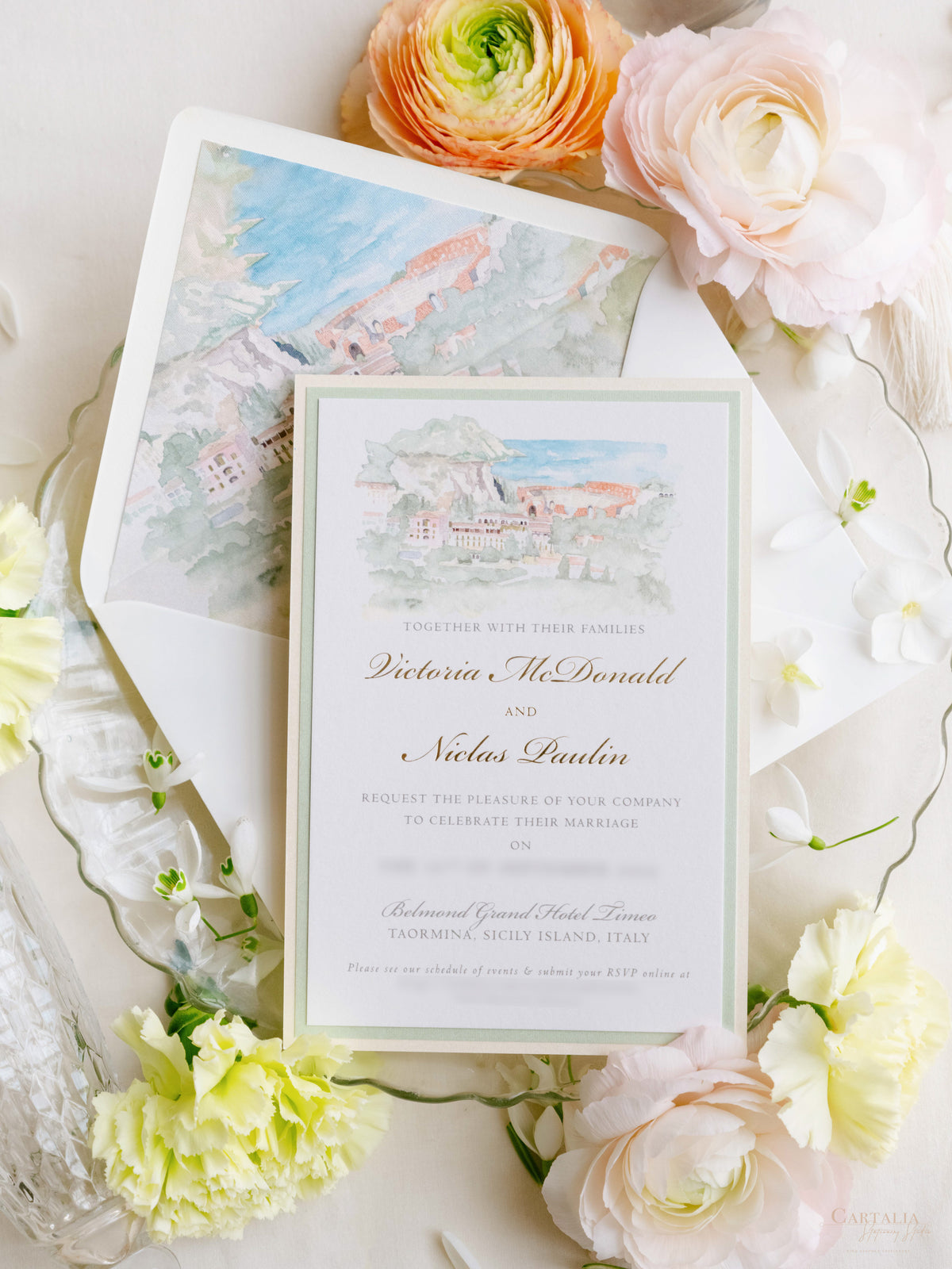 Invito personalizzato per la location del matrimonio in acquerello con lamina d'oro | Villa Regina Teodolinda | Lago di Como