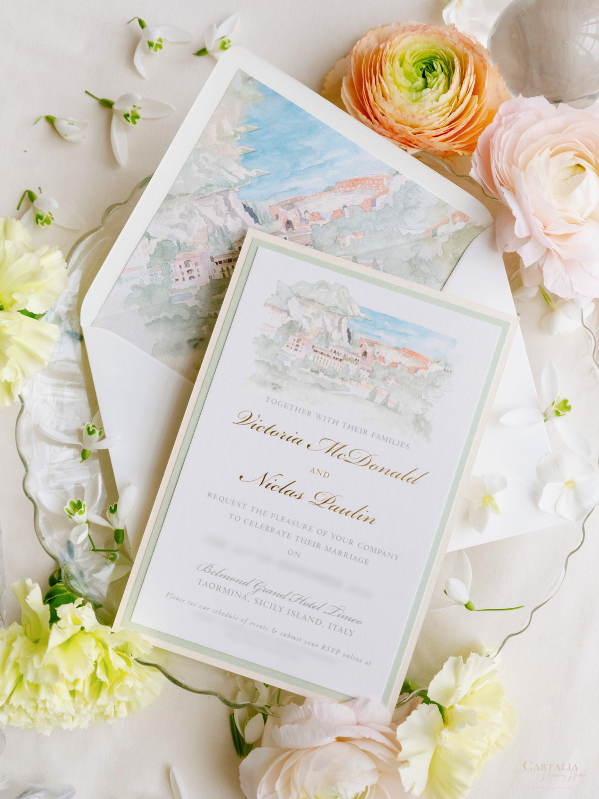 Invito personalizzato per la location del matrimonio in acquerello con lamina d'oro | Villa Regina Teodolinda | Lago di Como