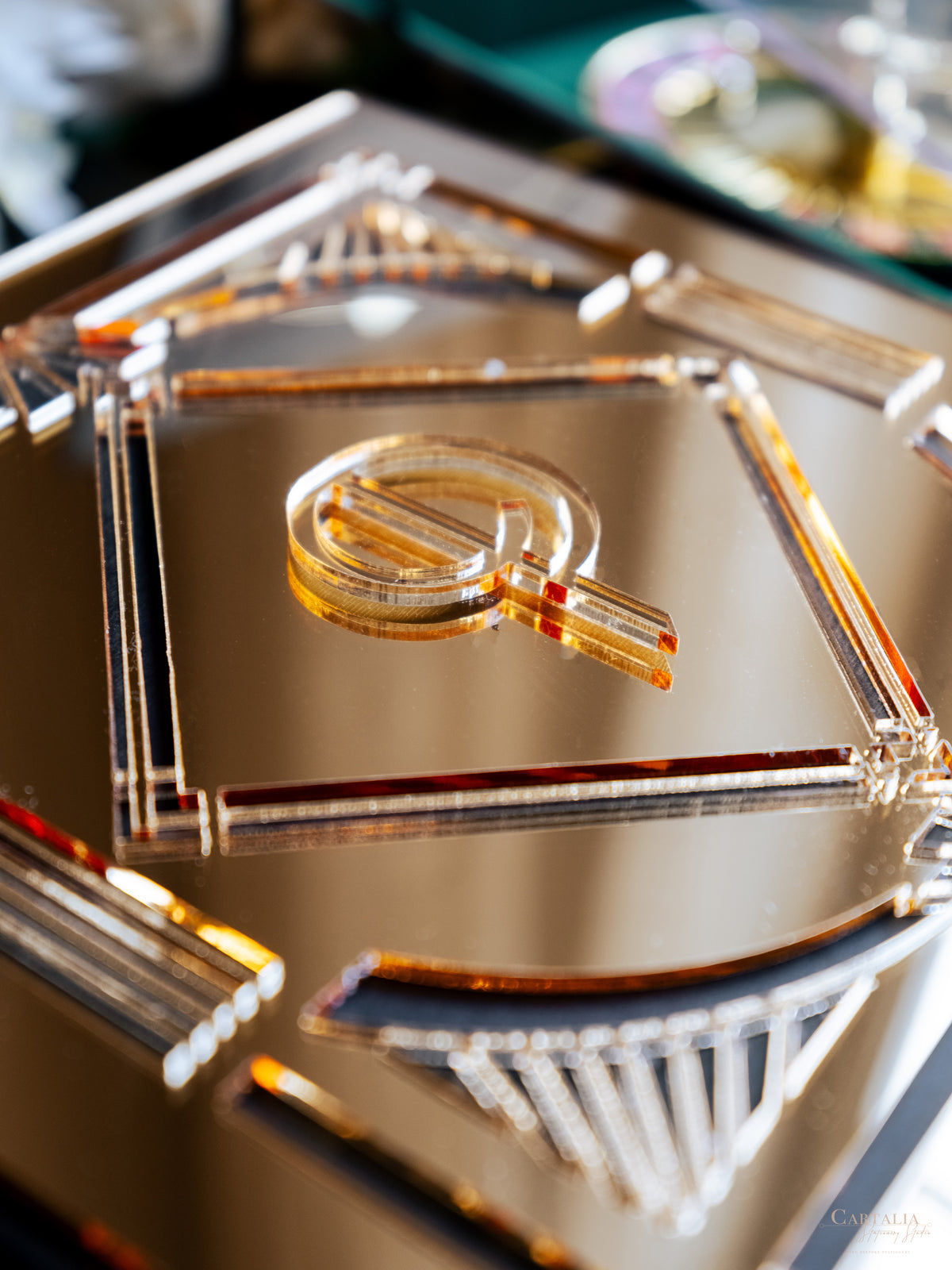 Caja a medida Art Deco Couture: Diseño personalizado 3D en negro y dorado | Comisión A&L a medida