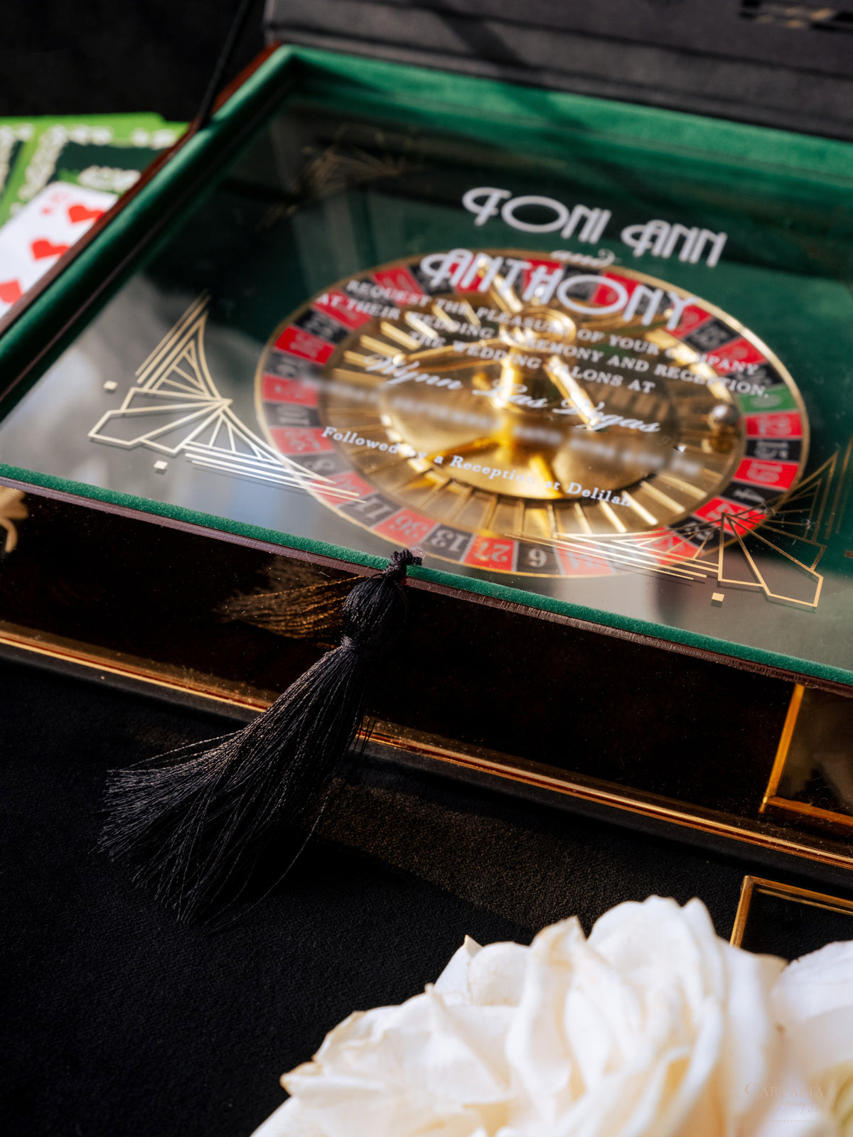 Caja a medida Art Deco Couture: Diseño personalizado 3D en negro y dorado | Comisión A&L a medida