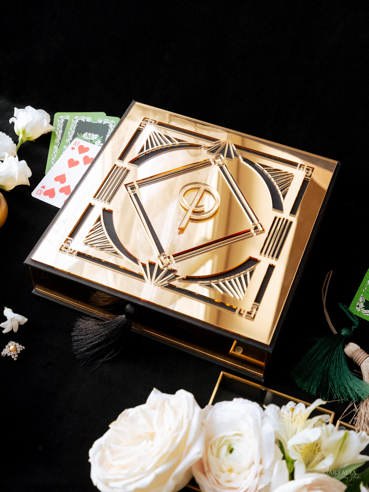 Caja a medida Art Deco Couture: Diseño personalizado 3D en negro y dorado | Comisión A&L a medida