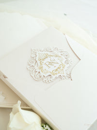 Golden Couture Bespoke Box : 3D Custom Design | Bespoke Commission R&N