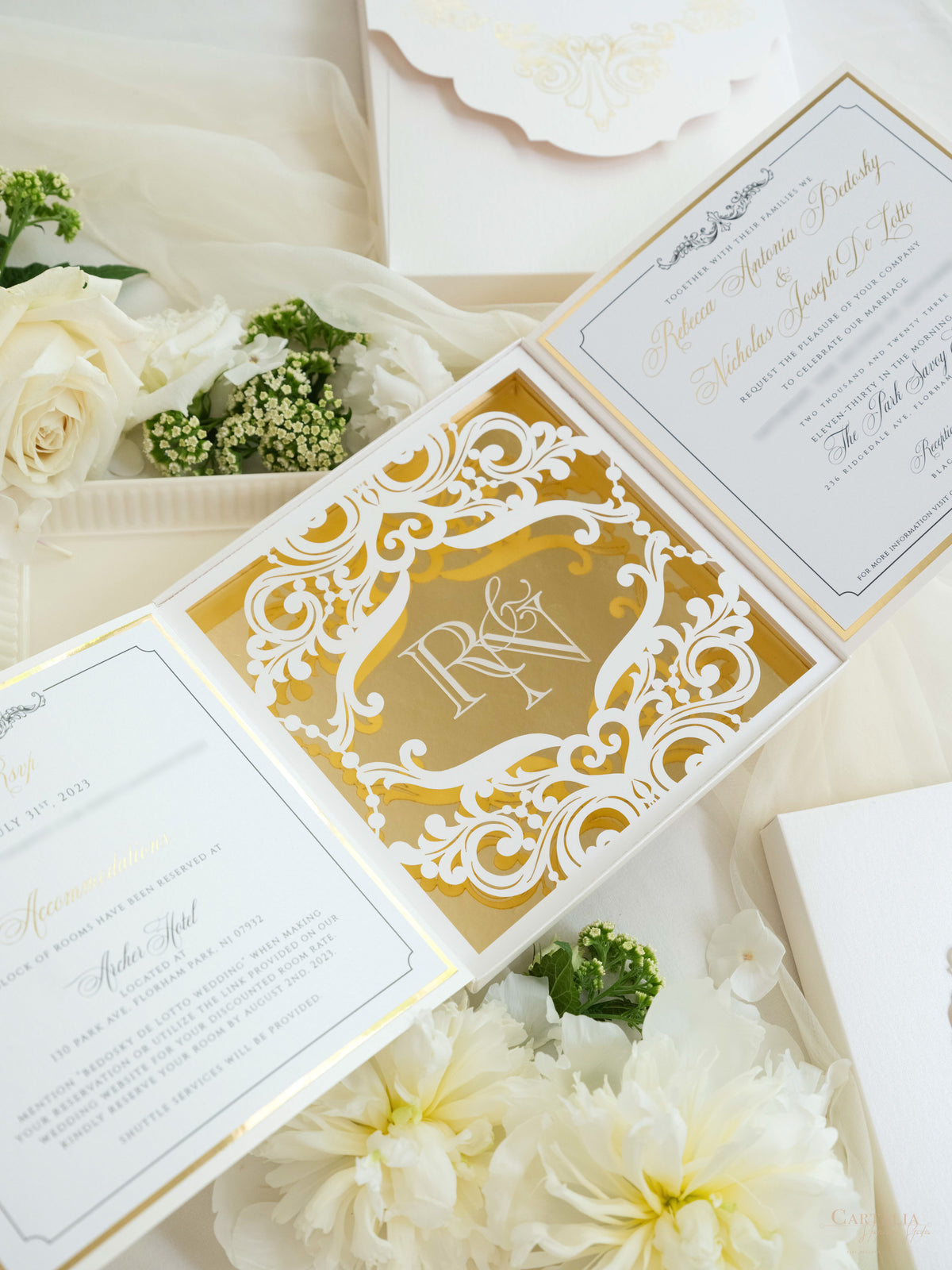 Golden Couture Bespoke Box : 3D Custom Design | Bespoke Commission R&N