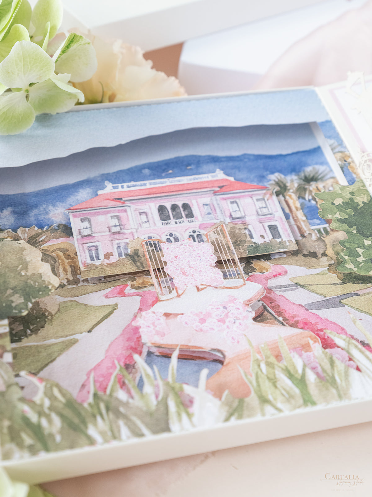 Invito con scatola 3D Couture su misura con cancello tagliato al laser | Sede di Villa Ephrussi | Commissione su misura M&J