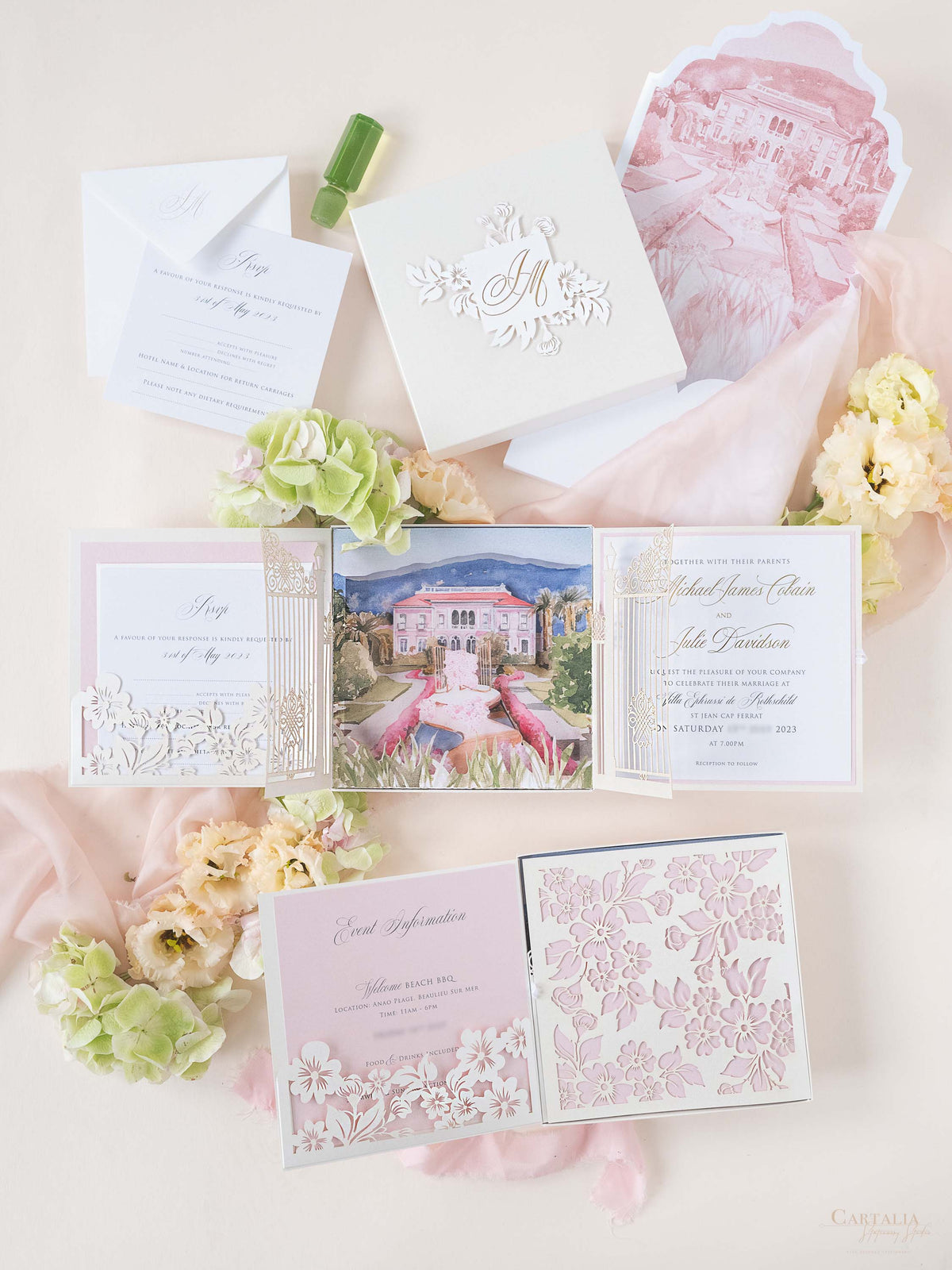 Invito con scatola 3D Couture su misura con cancello tagliato al laser | Sede di Villa Ephrussi | Commissione su misura M&J