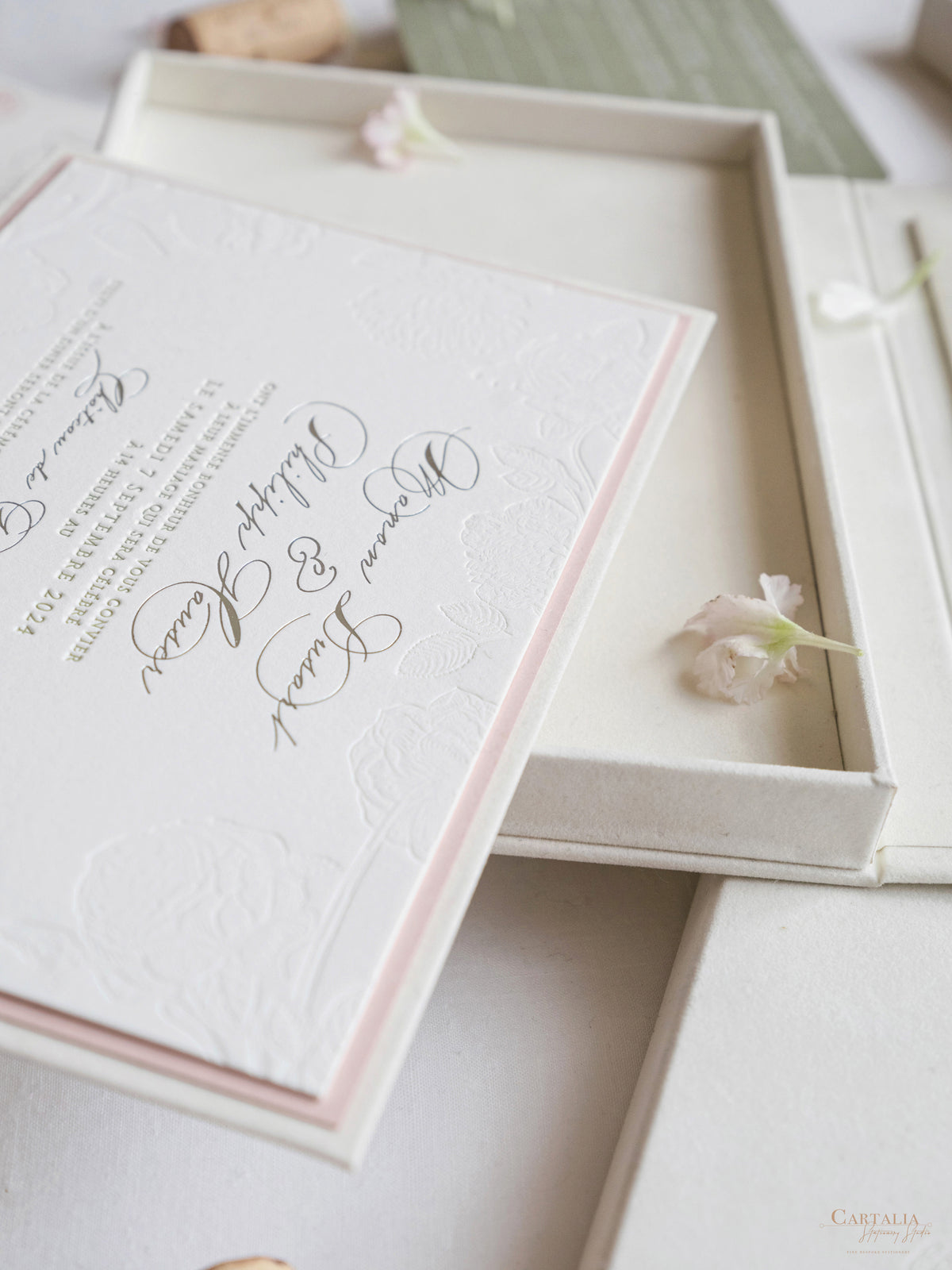Luxury Velvet Hard Back Box Ivory Invitation | Bespoke Commission M&P