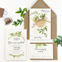 Invitación de noche con juego de boda rústico de follaje verde