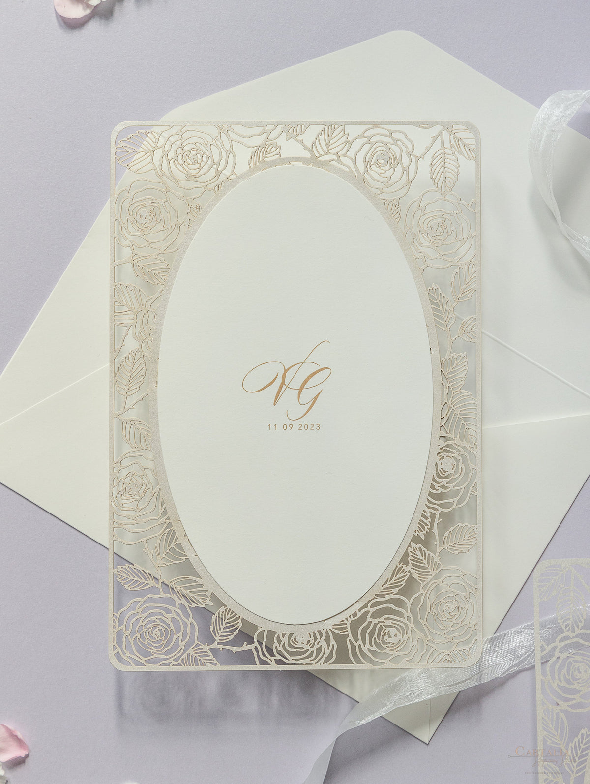 Champagne Romantic Roses Mirror Laser Cut le jour du mariage Invitation