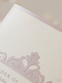 Blush e crema di lusso tagliati al laser Ordine di servizio / menu