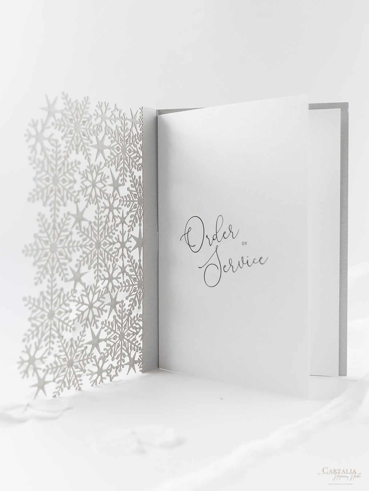White Winter, un ordine di servizio tagliato al laser con fiocco di neve