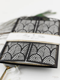 Invitación de lujo brillante Art Deco de los años 20 Gatsby Gate cortada con láser para el día de la boda con sobres dorados