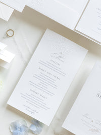 Carte menu delicate e lussuose in rilievo con dettagli di perle
