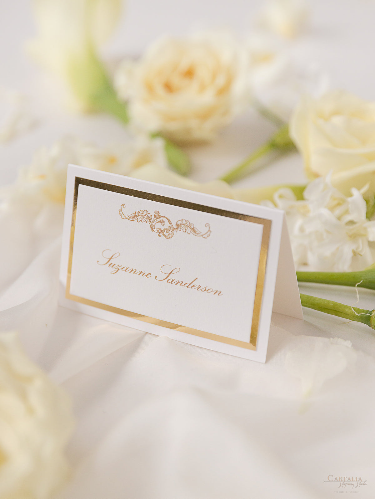 Segnaposto di lusso dorato con supporto laminato