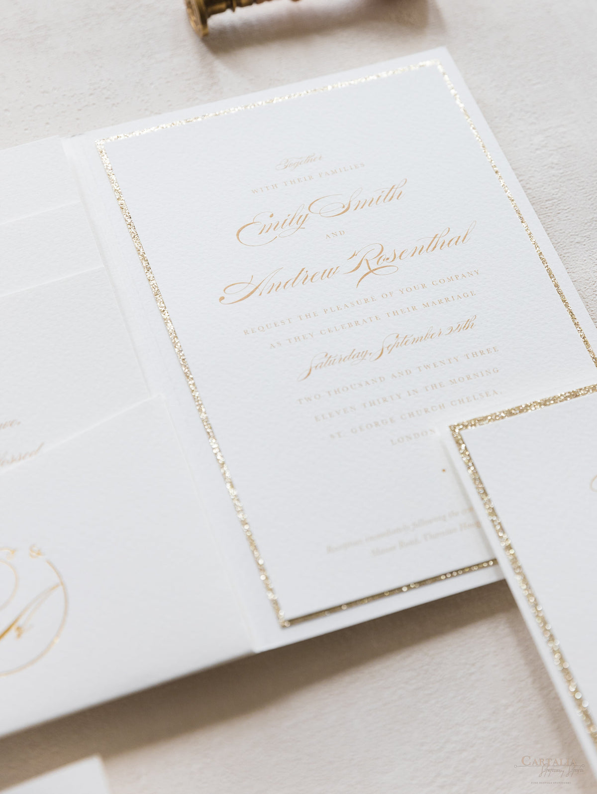 Lusso classico tascabile con 4 inserti Suite di inviti di nozze con lamina d'oro