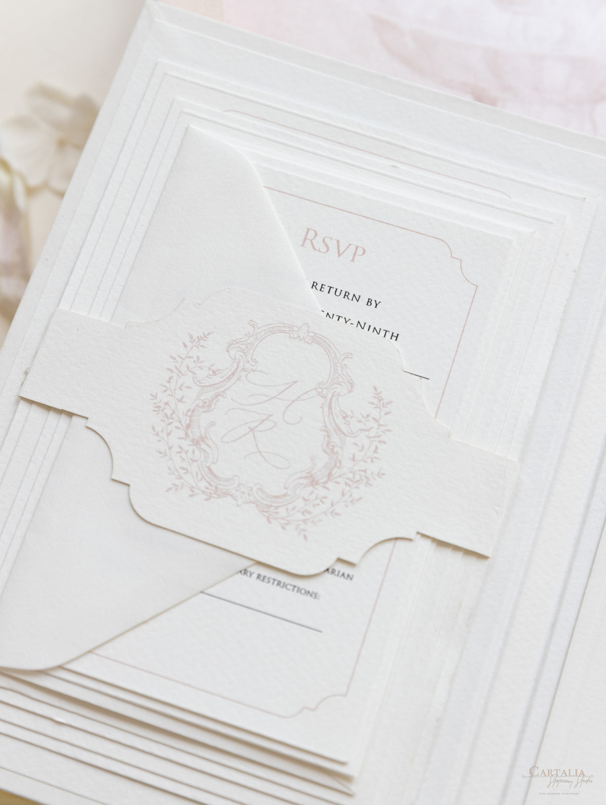 Libro Tasca di lusso fatta a mano in stile scatolato degli inviti La Casa Toscana | Commissione su misura H&R