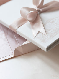 Libro Tasca di lusso fatta a mano in stile scatolato degli inviti La Casa Toscana | Commissione su misura H&R