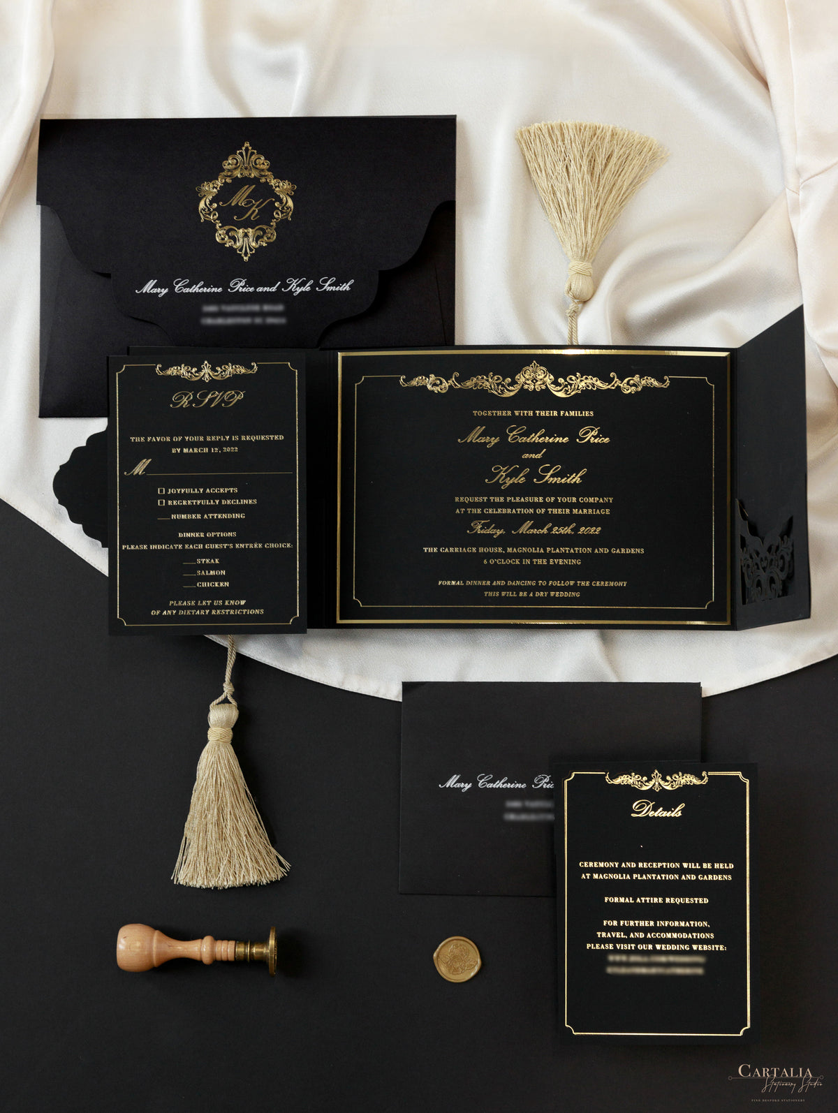 Suite pieghevole per invito in lamina d'oro di lusso in velluto nero per il giorno del matrimonio, RSVP, scheda informativa con tasca tagliata al laser