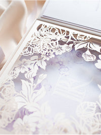 Scatola Couture lilla e viola: suite per inviti di nozze con taglio laser a livelli lussuosamente intricati in 3D