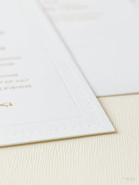 Invito per un giorno elegante sventato di lusso in rilievo con rilievo in rilievo da 710 g/m²