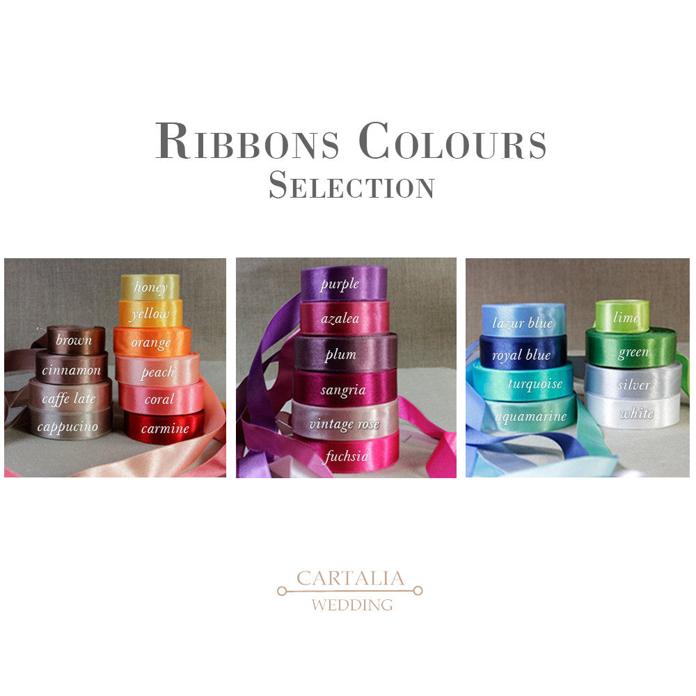 Intrincada invitación para la noche de boda en formato desplegable con corte láser y orquídeas