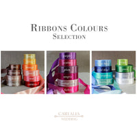 Intrincada invitación para la noche de boda en formato desplegable con corte láser y orquídeas