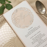 Menu de coupe laser à la pêche et à la fougère naturelle