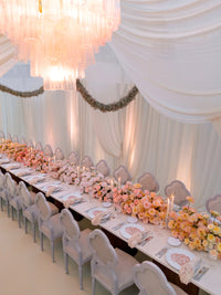 Menu bar su misura con monogramma dorato | Matrimonio Lago di Como Villa Balbiano