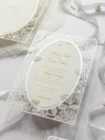 Invito al giorno delle nozze con rose romantiche champagne tagliate al laser