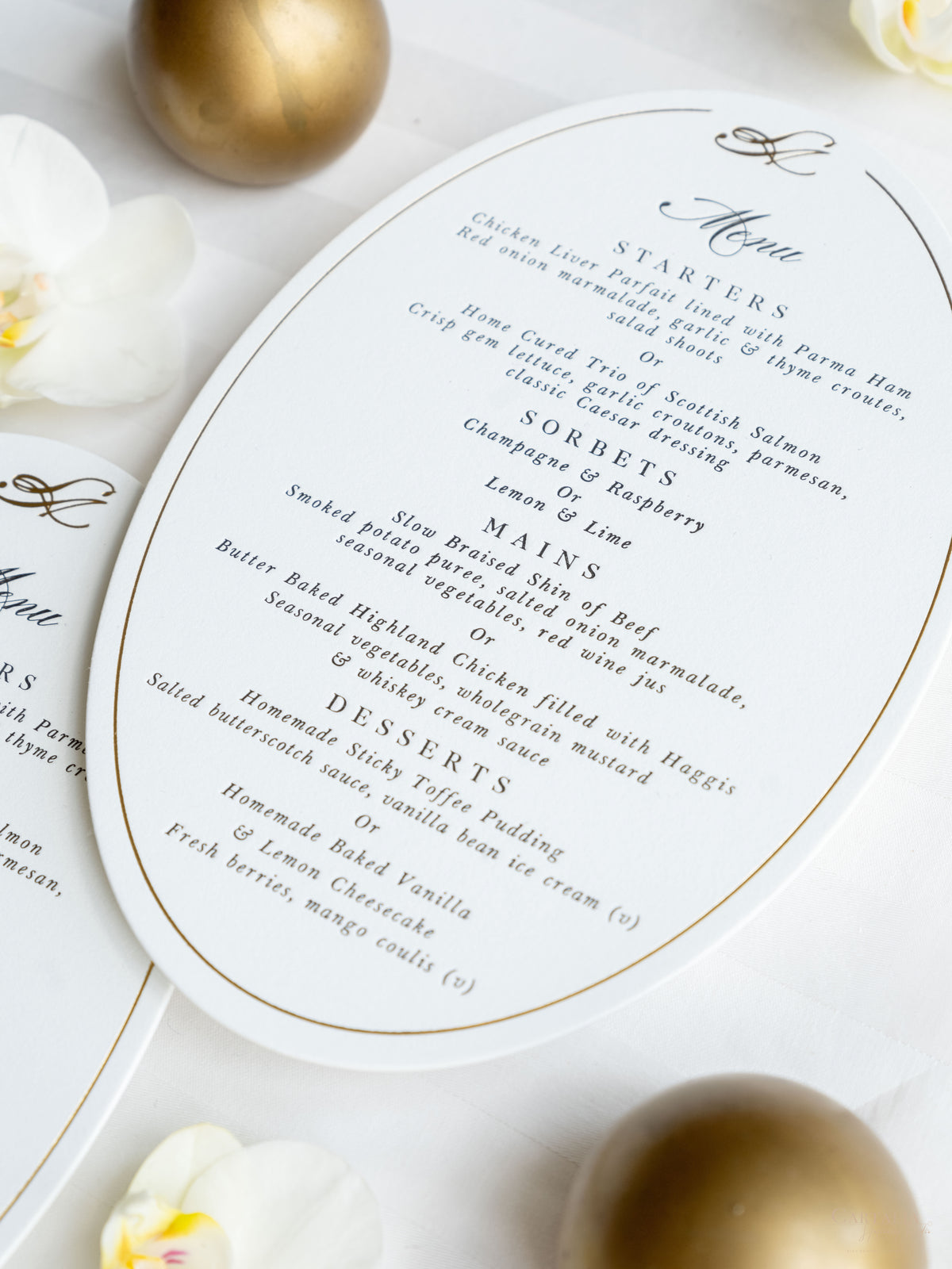 Menu de la plaque ovale | Menu de dîner en amelet et typique de luxe sur une carte premium épaisse 710gsm