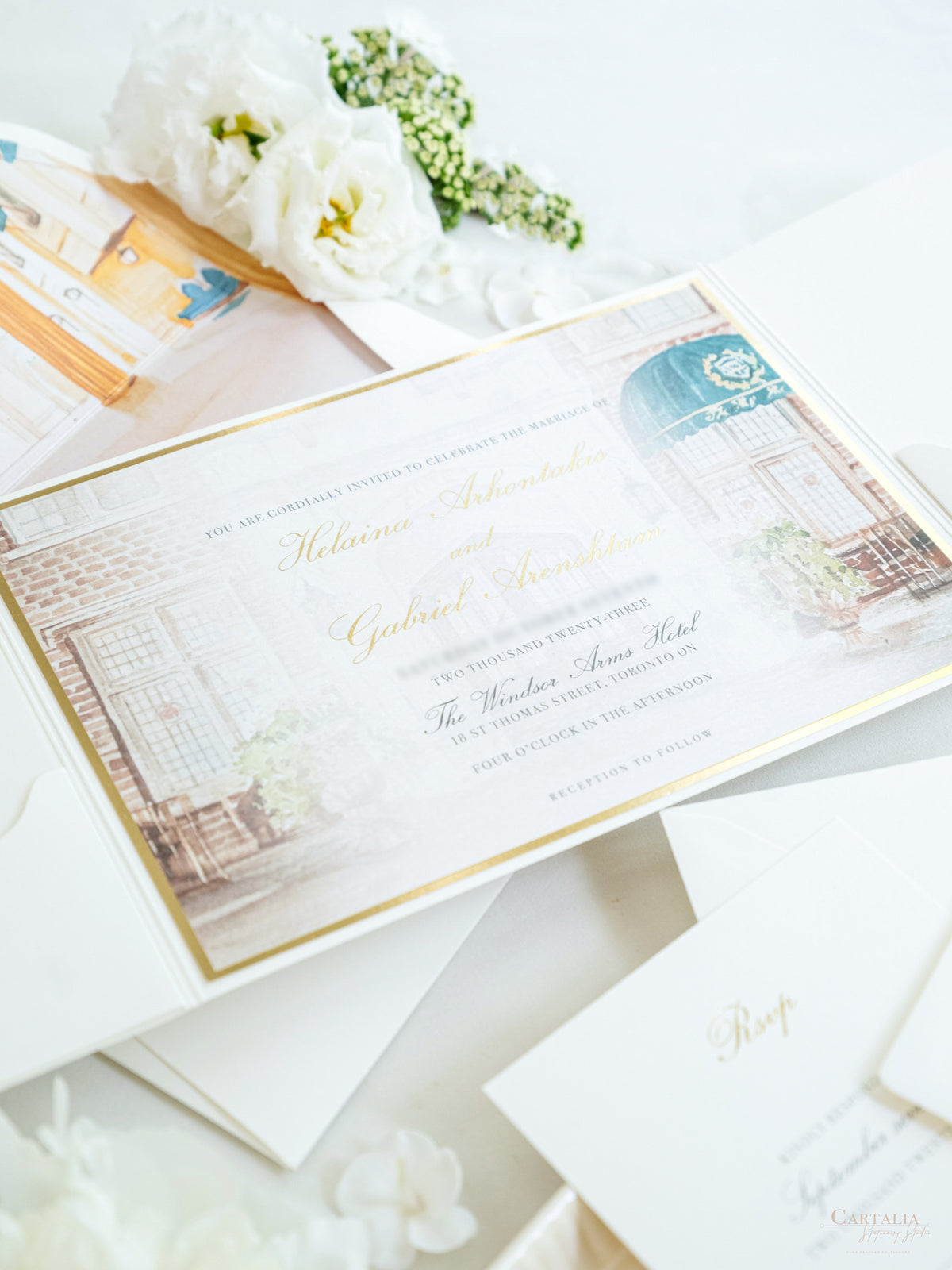 Invitación de boda de lujo con BESPOKE | Monograma de lámina dorada | Pintura de lugar de acuarela | El hotel Windsor Arms, Toronto