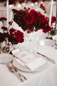 Invitation de luxe en lin, couverture rigide, feuille d'or, pompon et sceau de cire, avec lieu personnalisé | Villa Cetinale, Sienne, Toscane