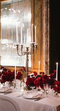 Invitation de luxe en lin, couverture rigide, feuille d'or, pompon et sceau de cire, avec lieu personnalisé | Villa Cetinale, Sienne, Toscane