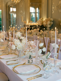 Menù classici per matrimoni con nomi degli invitati e sigillo in ceralacca