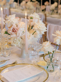 Menù classici per matrimoni con nomi degli invitati e sigillo in ceralacca