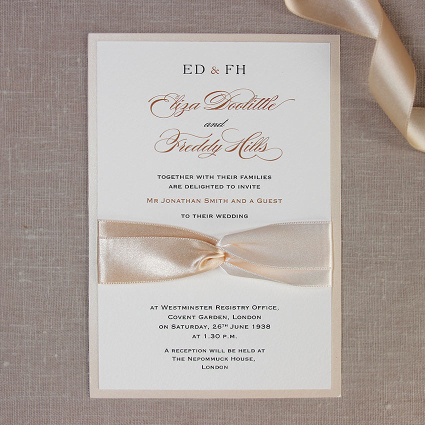 Duchesse French Satin Board Invitation le jour du mariage