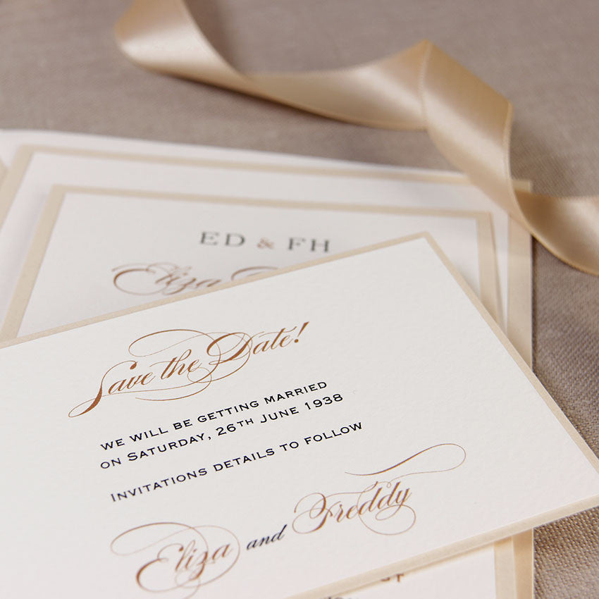 Duchesse French Satin Board Invitation le jour du mariage