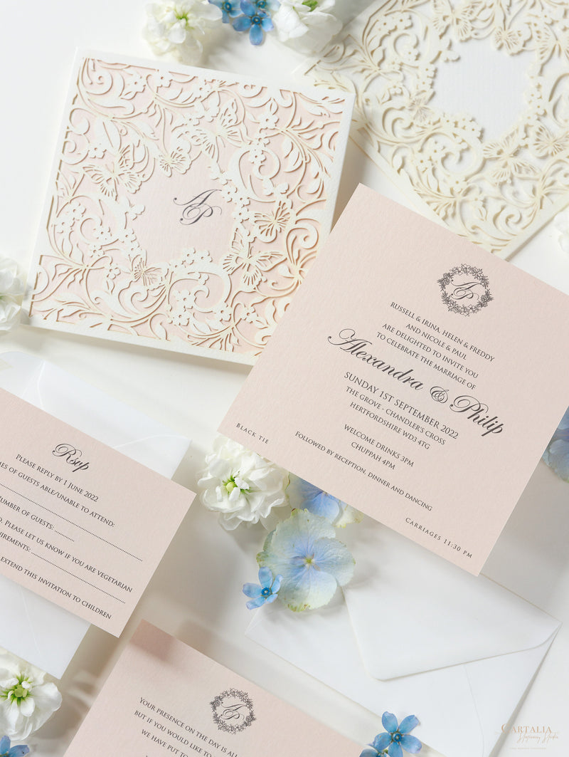 Cartella estraibile con taglio laser Magic Garden Butterfly nei colori metallizzati Avorio e Blush con RSVP