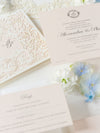 Cartella estraibile con taglio laser Magic Garden Butterfly nei colori metallizzati Avorio e Blush con RSVP