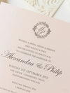 Cartella estraibile con taglio laser Magic Garden Butterfly nei colori metallizzati Avorio e Blush con RSVP