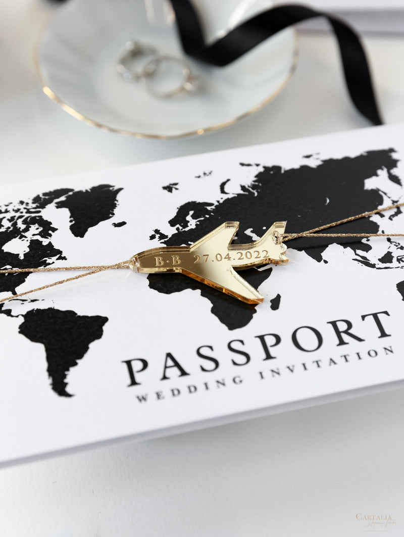 Portafoglio da viaggio FOLDER bianco e nero: suite di inviti per passaporto di nozze di lusso in tasca e etichetta a specchio dorata