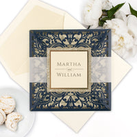 Bellissimo RSVP con piega quadrata quadrupla blu scuro e glitter oro