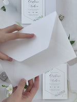 Invito a nozze con fogliame nuziale con sigillo in cera bianca, monogramma, pergamena/cartella in pergamena