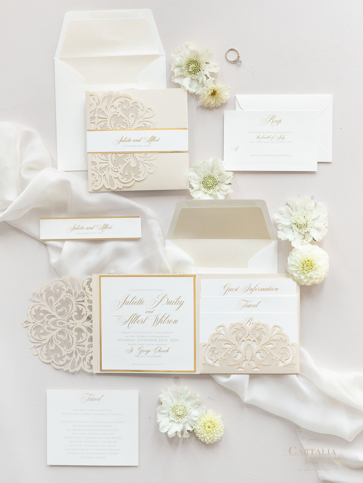 Champagne Opulence Laser Cut Lace Pocketfold Wedding Invitation Suite avec 3 niveaux: Informations invitées et voyages et carte RSVP