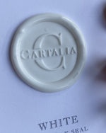 Sigillo di ceralacca in bianco opaco
