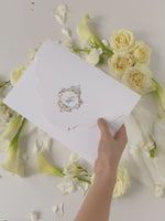 Suite di lusso con tasca pieghevole per invito in lamina d'oro per il giorno del matrimonio, RSVP, scheda informativa con tasca tagliata al laser, scritta calligrafica