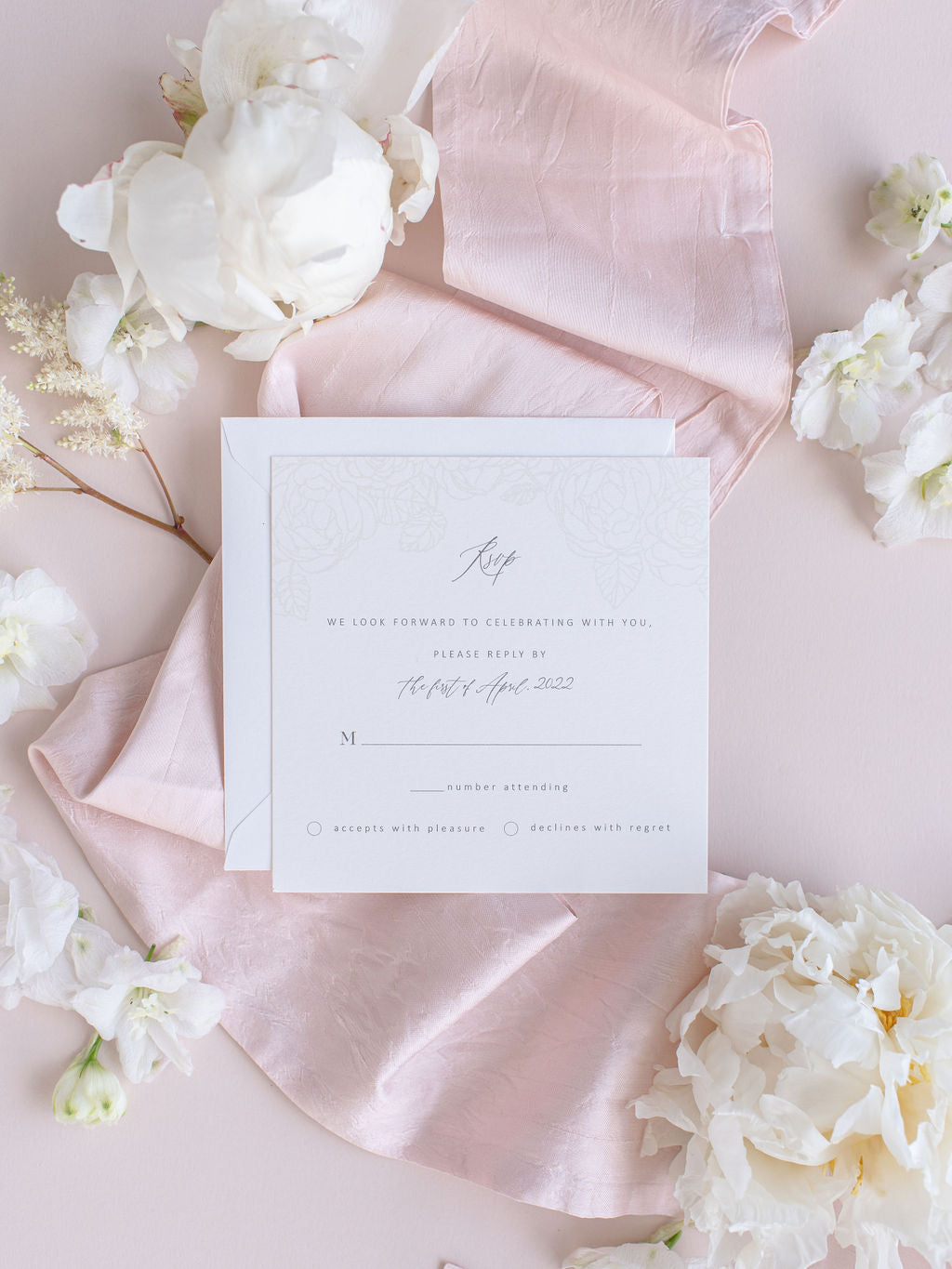 Roses romantique Rose Blush Laser Coup Pocket Folder avec carte RSVP