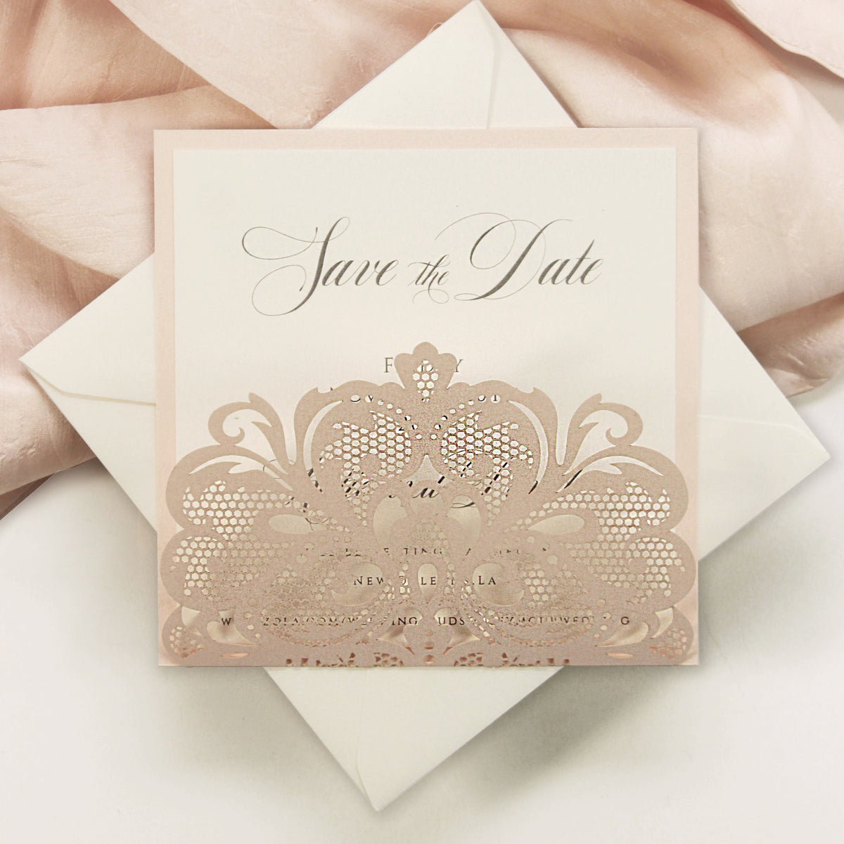 Luxury Blush Opulence Laser Cut Square Lace Sauf la date avec enveloppe