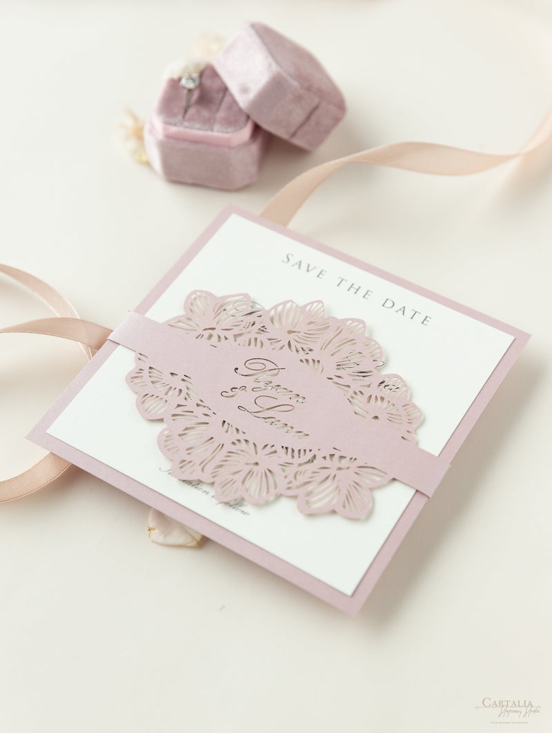 Salva la data Biglietto di nozze con orchidea intricata LaserCut