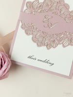 RSVP per matrimonio apribile con taglio laser intricato orchidea / Grazie